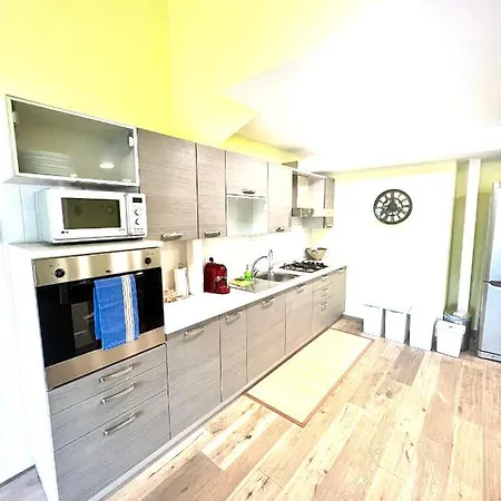 Apartmán Attico Darsena Nuova