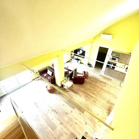 Attico Darsena Nuova Διαμέρισμα