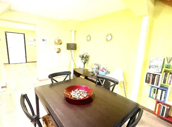 Attico Darsena Nuova Daire